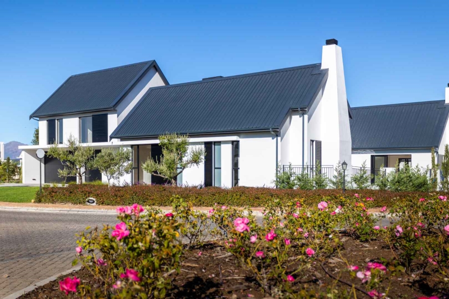 5 Bedroom Property for Sale in Val De Vie Estate Western Cape
